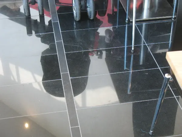 Entré, Malmö. Rise and decay of a shopping mall. Photo by Stefan Stenudd.